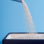 Catsan Hygiene Plus Cat Litter White, 20L - Image 2